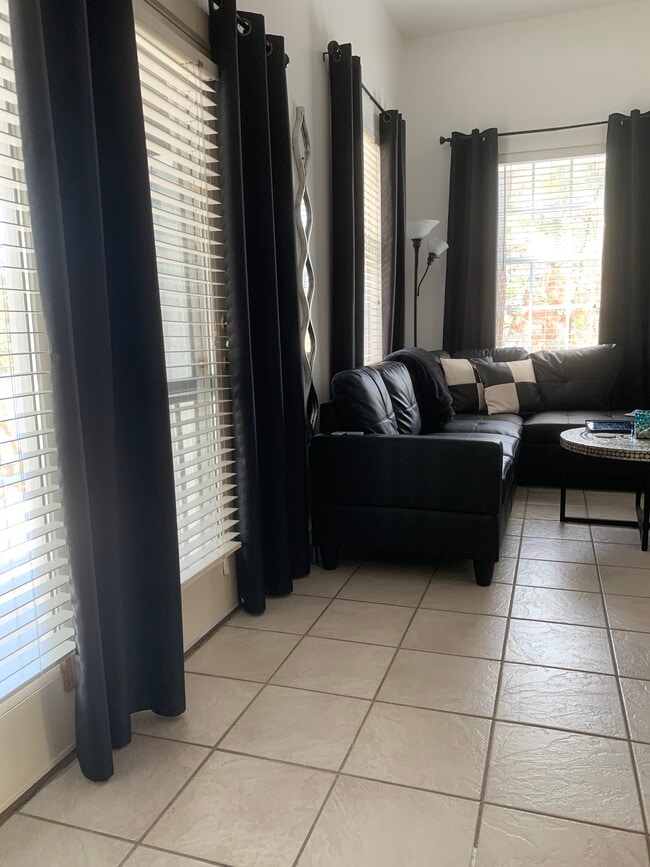 89 Sunset Ave Unit B