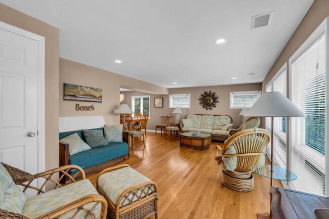 Photo - 127 Trenton Ave House