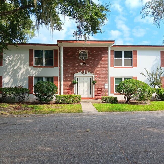 2409 SE 15th Ave Condo Unit E Condo for Rent in Ocala, FL