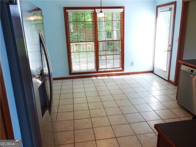 Photo - 4865 Camberbridge Dr