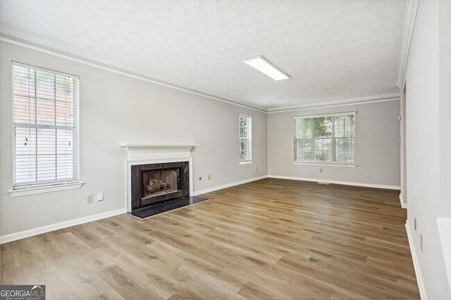 Photo - 525 Abbotts Hill Ln