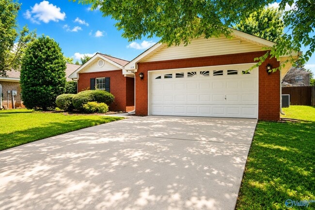 Photo - 115 Bremerton Dr SW