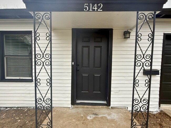 Photo - 5142 Balkin St