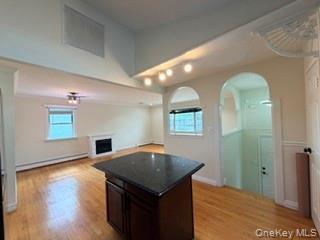 23 W Alhambra Ave