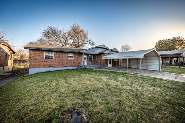 Building Photo - 5860 NW Dearborn Ave