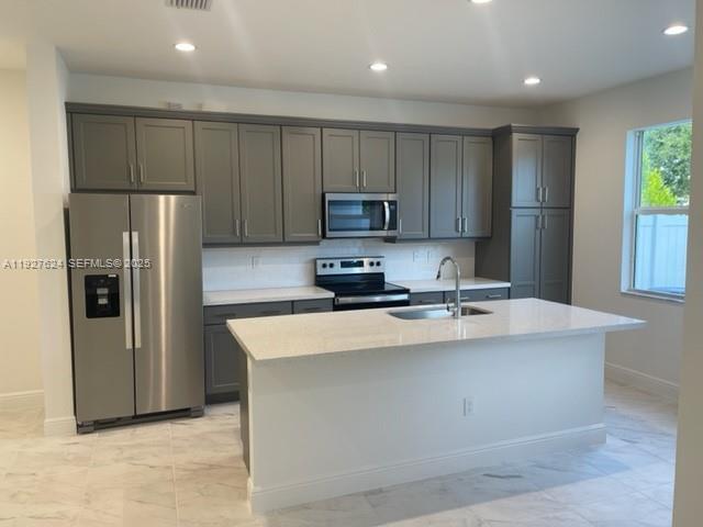 Photo - 540 Parsons Wy