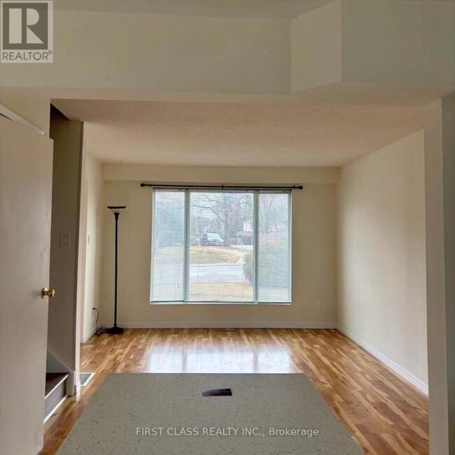 Photo - 701 Leeder Ct