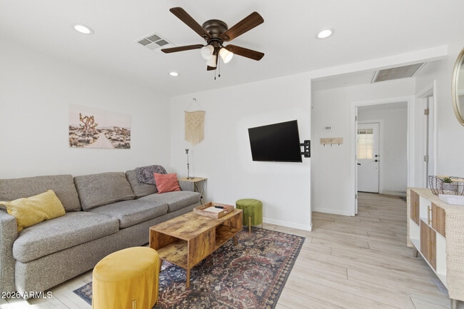 Photo - 1124 N 14th St