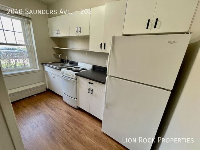Photo - 2040 W Saunders Ave Unidad 202