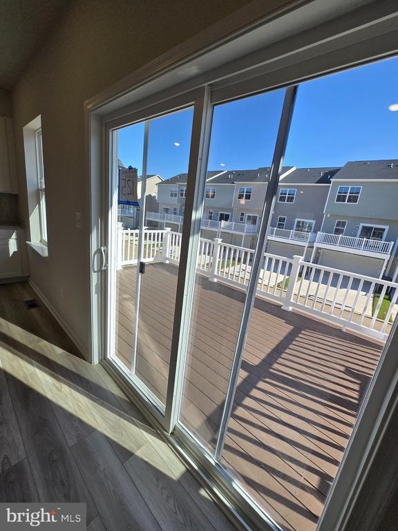 Photo - 1324 Red Clover Ln