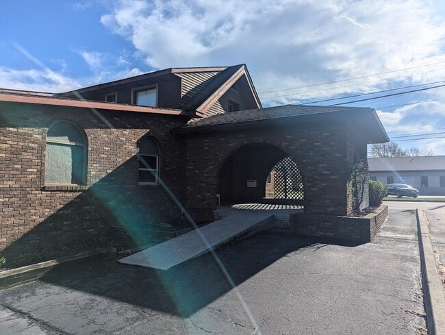 Photo - First Floor 3 Bed 2 Bath Apartment Unit A