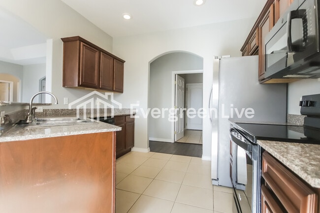 Photo - 4303 SW Brownstone Ave