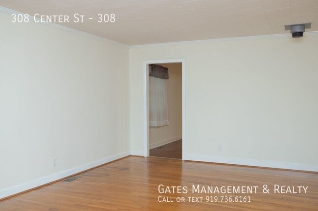 Photo - 308 Center St