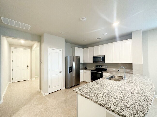 Photo - 129 Blooming Trl