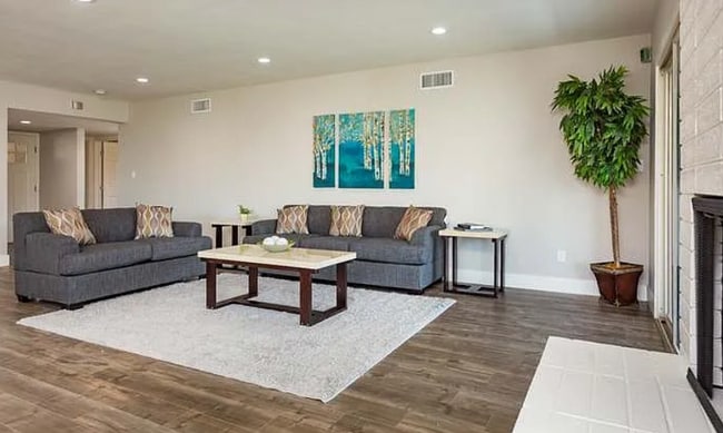 5620 Adobe Falls Pl
