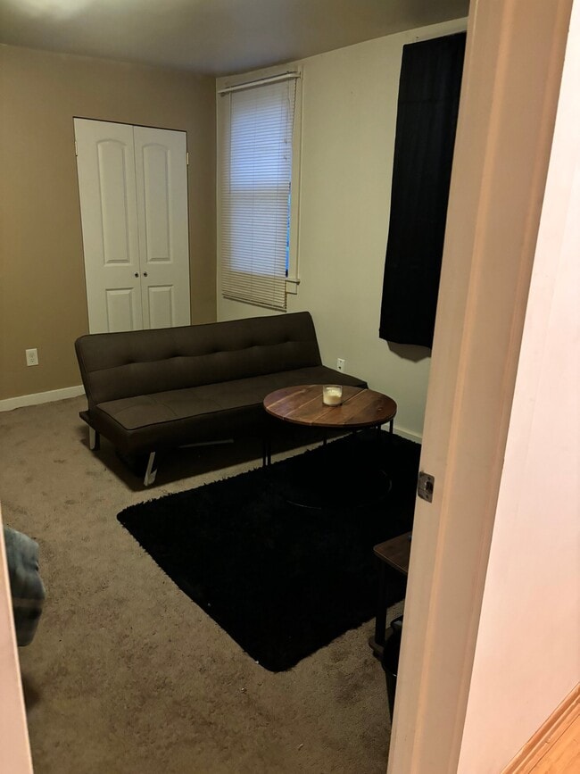 Building Photo - 14 S 14th St Unit 1