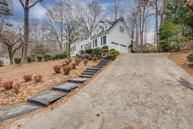 Photo - 2093 Breconridge Dr S W