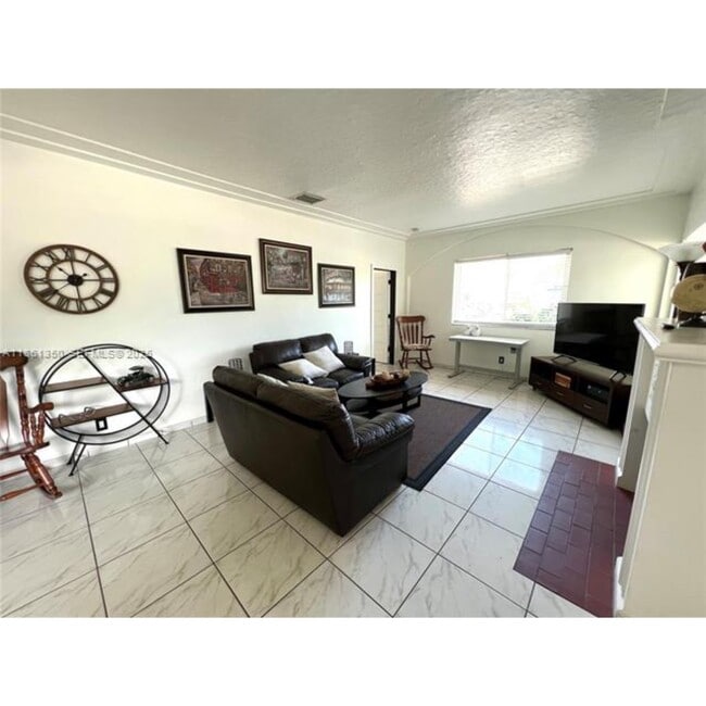 Photo - 2235 SW 23rd Ave