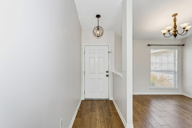 Photo - 2208 Seascale Ct