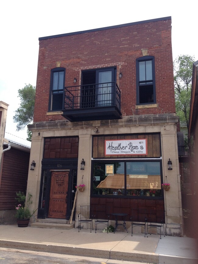 Building Photo - 106 N Main St Unit 106