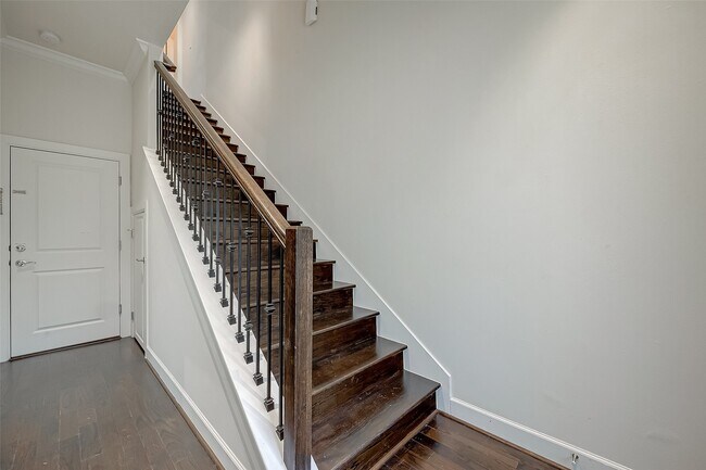 Photo - 5305 Weslayan St