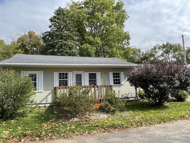 Photo - 3510 Lakeshore Dr