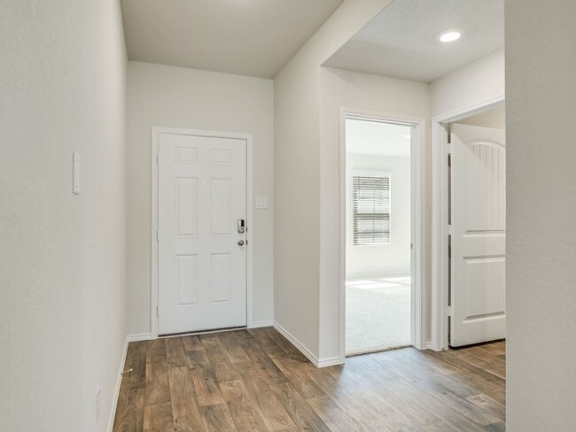 Photo - 1,796 SF Home in Seguin - 4 BR/2 BA - Arroyo Ranch!!!