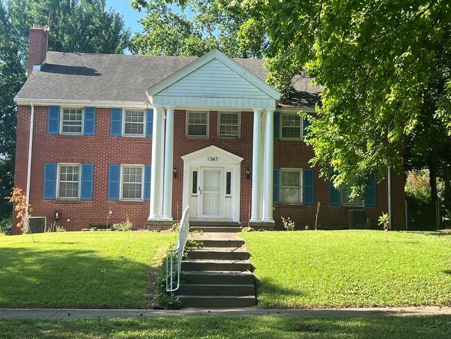 Building Photo - 1347 W Sunset Ave Rental