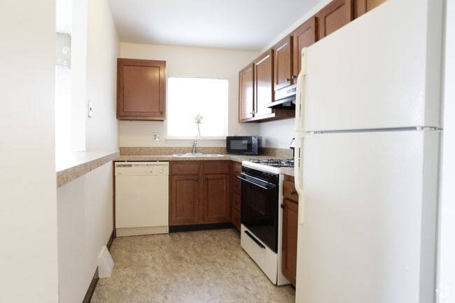 Photo - Scotchbrook Rental Townhomes