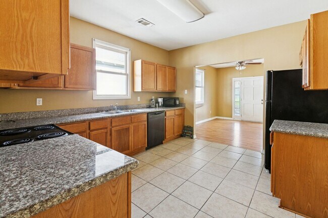 Photo - 2522 N Tonti St Unit 2522 N. Tonti St