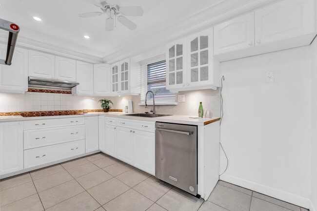 Photo - 5921 NE 15th Ave