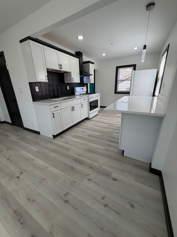 Photo - 3631 Johnson St