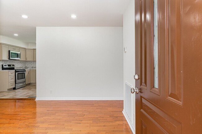 Photo - 3194 Qualynn Dr