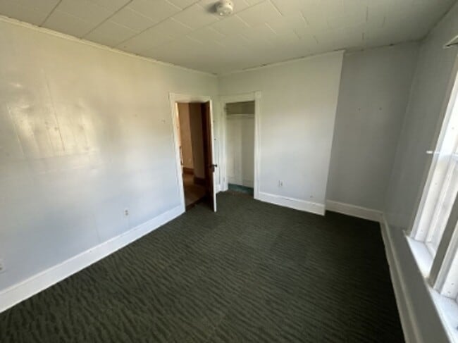 Photo - 440 Main St