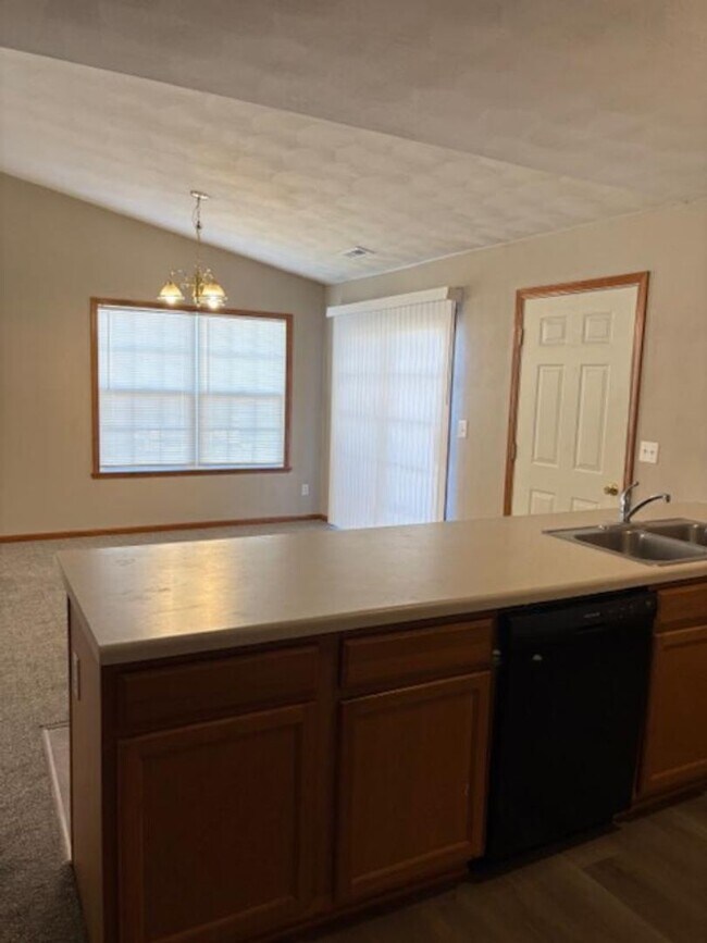 Photo - 10258 Clearwing Ln Unit 10258 Clearwing Lane # 4 Roscoe, IL 61073