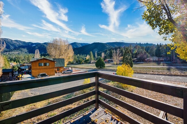 Photo - 16521 Mil Potrero Hwy