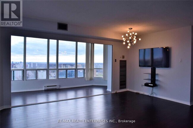 Photo - 115 Hillcrest Ave Unit 1403