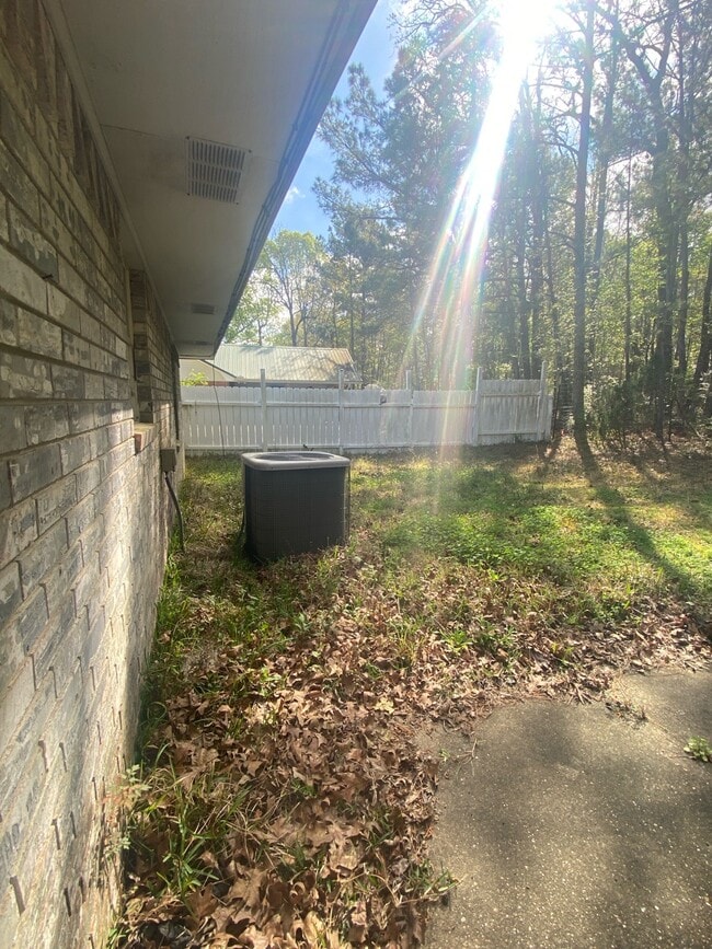 Photo - 1219 Port Arthur Terrace