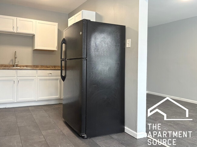 Photo - 6228 S Western Ave Unit 203