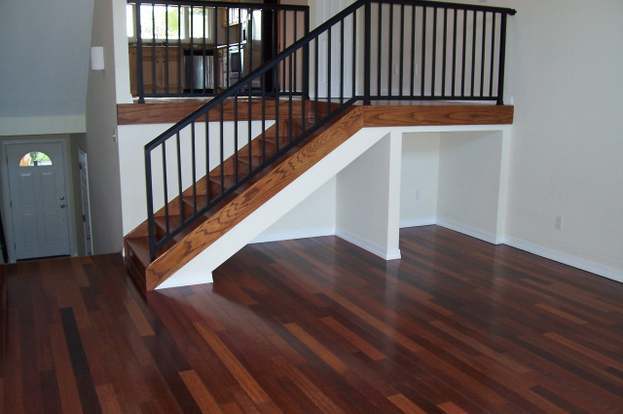 Photo - 445 8th Ave N