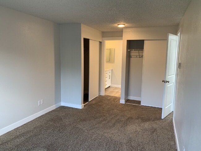 Photo - Townhome Available for Move-In! Unit F38