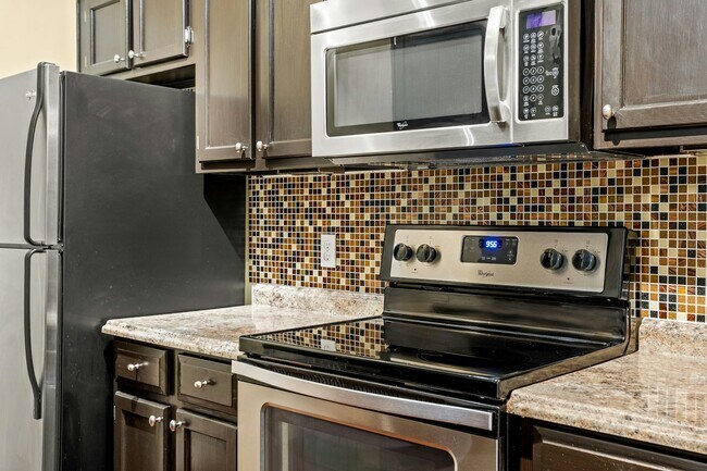 Photo - 4530 Village Ct Unit 5