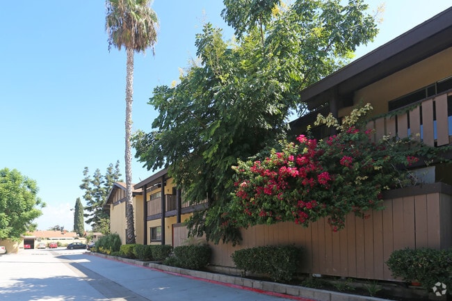 Almont Apartments