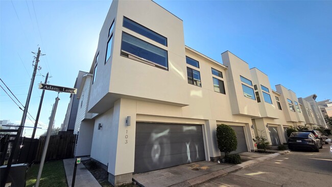 Building Photo - 103 Adam Ln