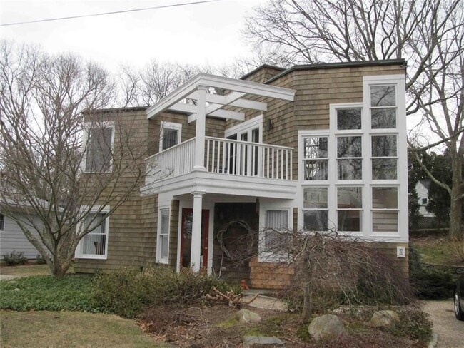 Building Photo - 7 Spring Cove Rd Rental