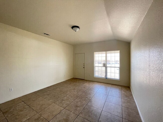 Photo - 2609 Vernice Loop Unit A