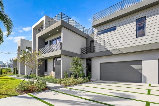 Photo - 2311 SW 108th Terrace