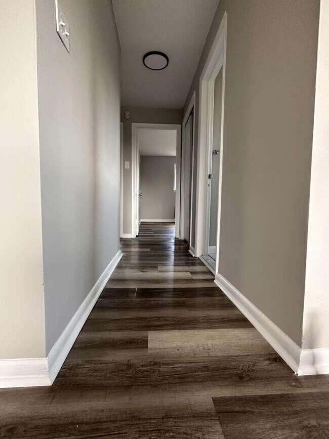 Photo - 318 Pyramid Ave Unit B