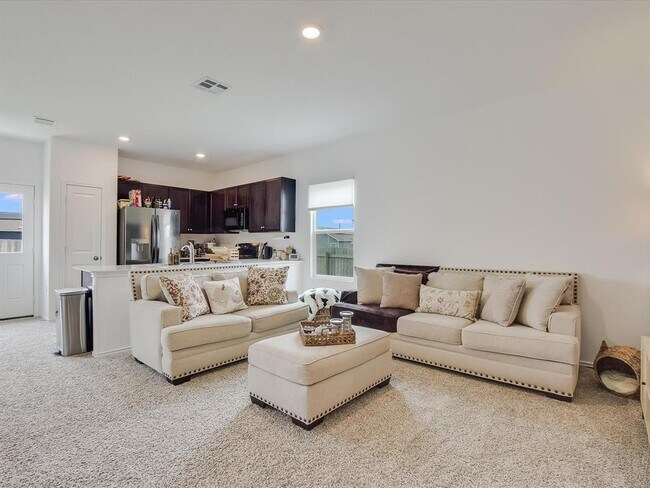 Photo - 2712 Louris Ln