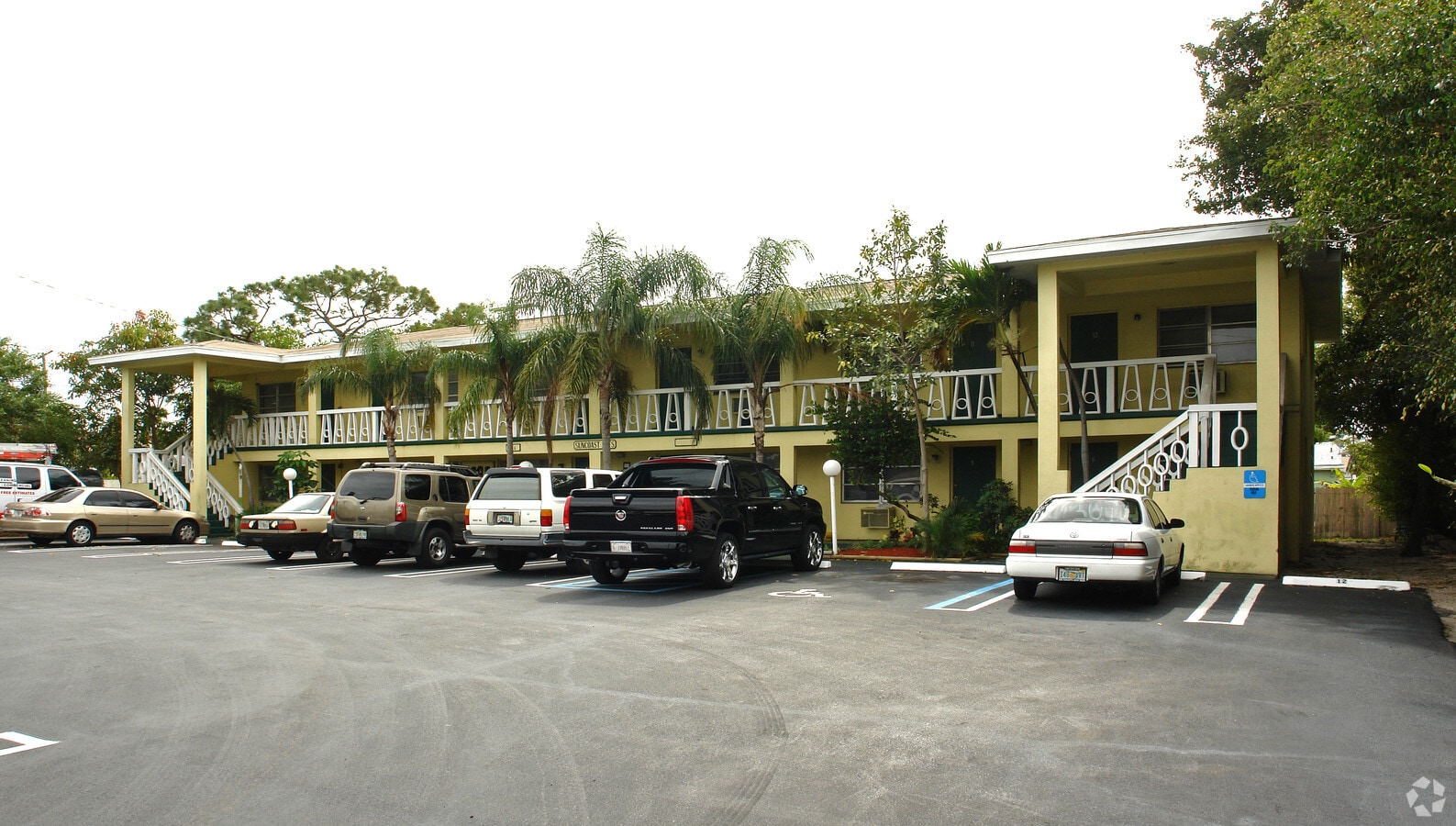 Photo - Sun Coast Apartments